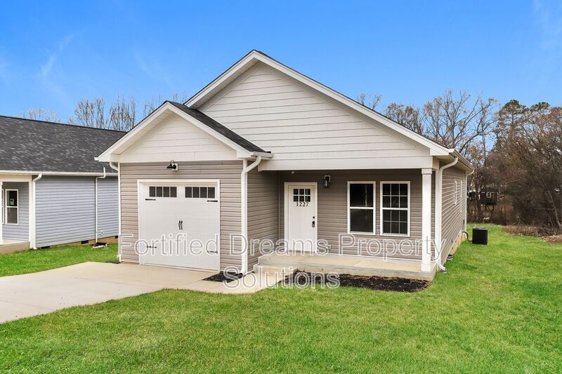 Burlington House: 1227 St. Regis Drive