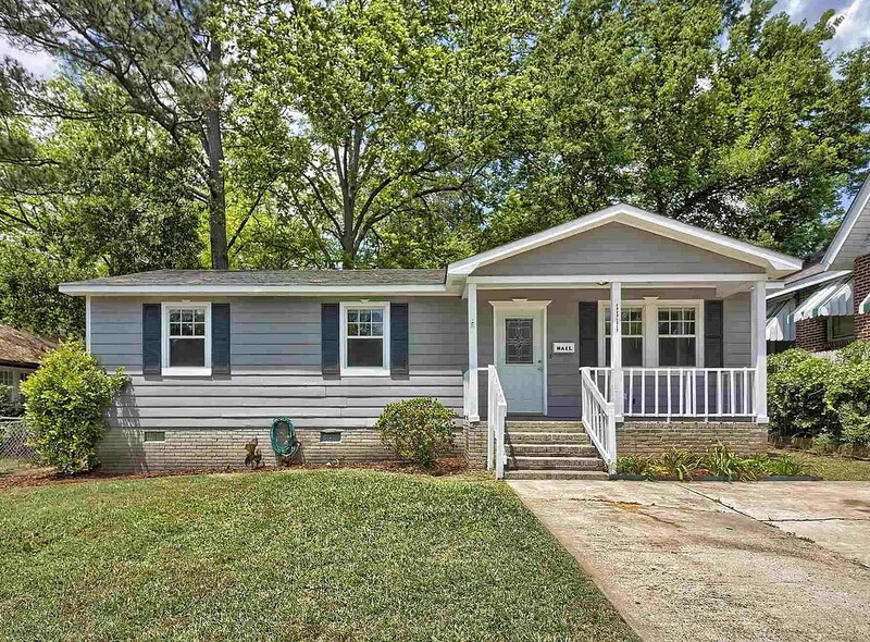 Columbia House: 1111 Lancaster Street