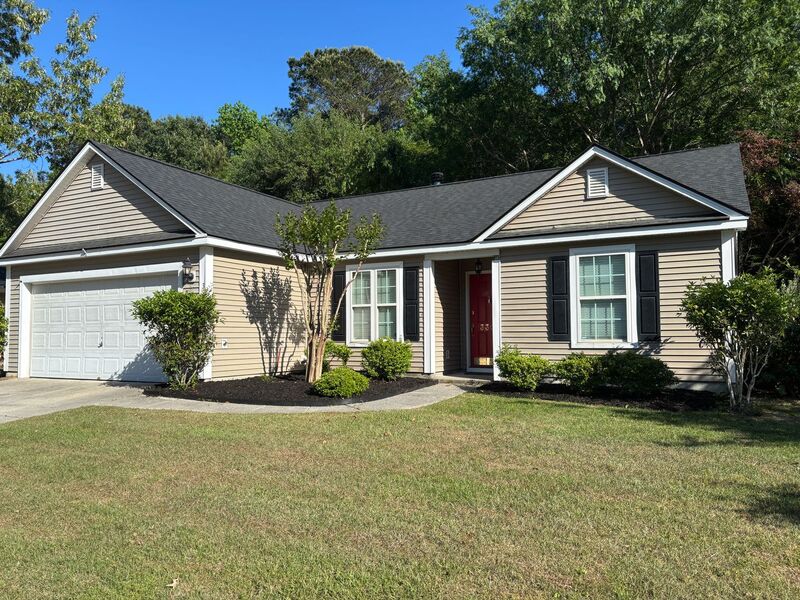 Mount Pleasant House: 3307 Crowell Ln