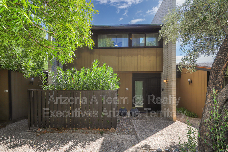 Tucson House: 5701 E Glenn St