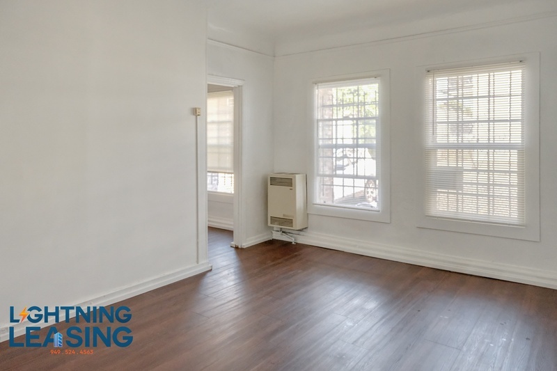 Los Angeles Condo: 249 S Harvard Blvd