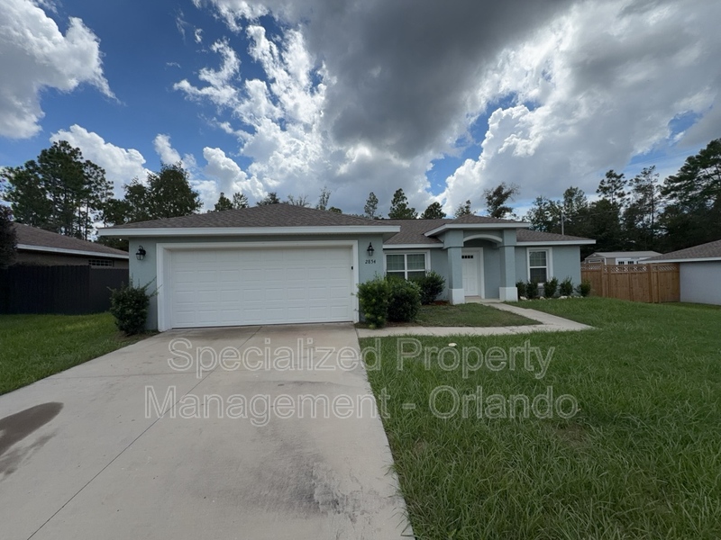 Citrus Springs House: 2854 W Edison Pl
