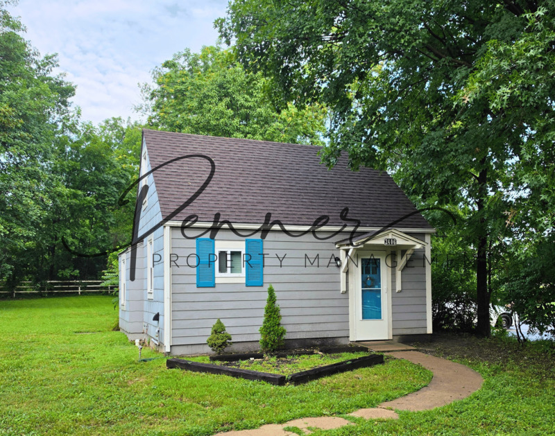 INDEPENDENCE House: 2406 S LEE'S SUMMIT RD