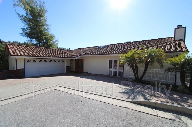 La Canada Flintridge House: 3694 Berwick Drive