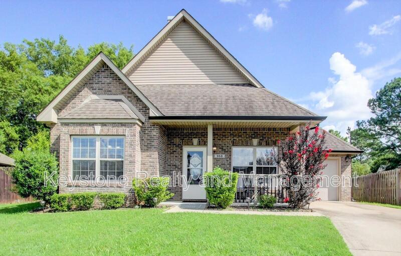 Clarksville House: 968 Culverson Court