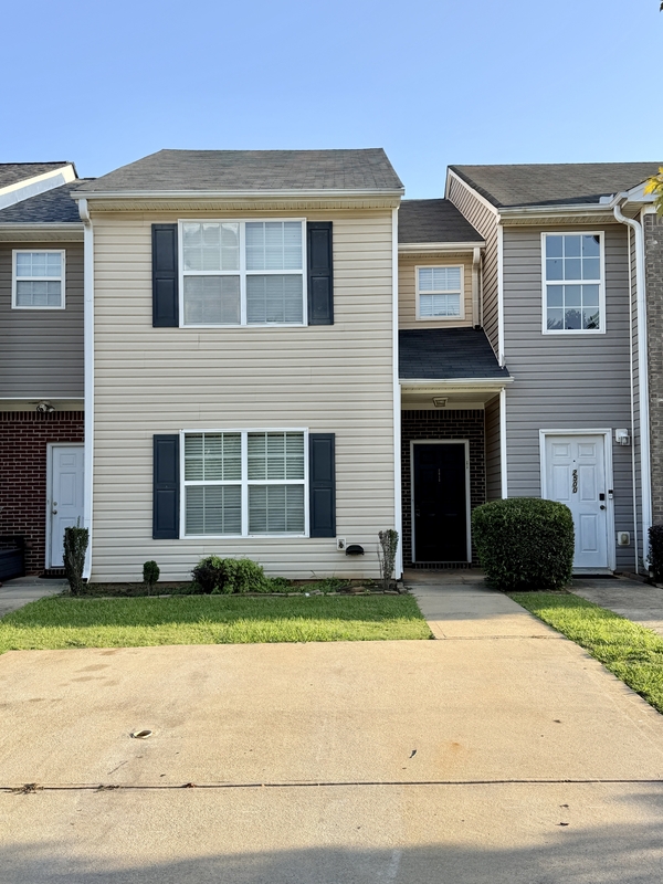 McDonough House: 2510 Marlin Drive