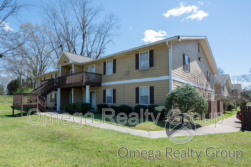 Jemison Condo: 156 Patton St W