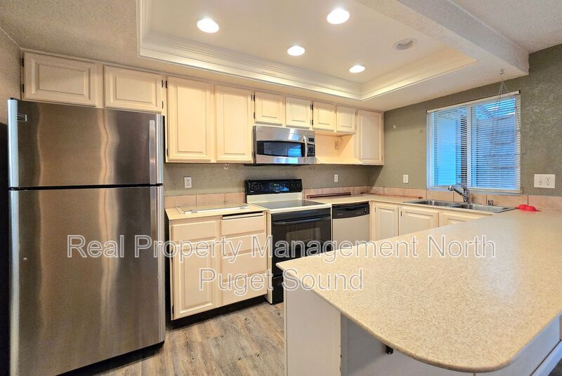 Everett Townhome: 12600 4th Ave W