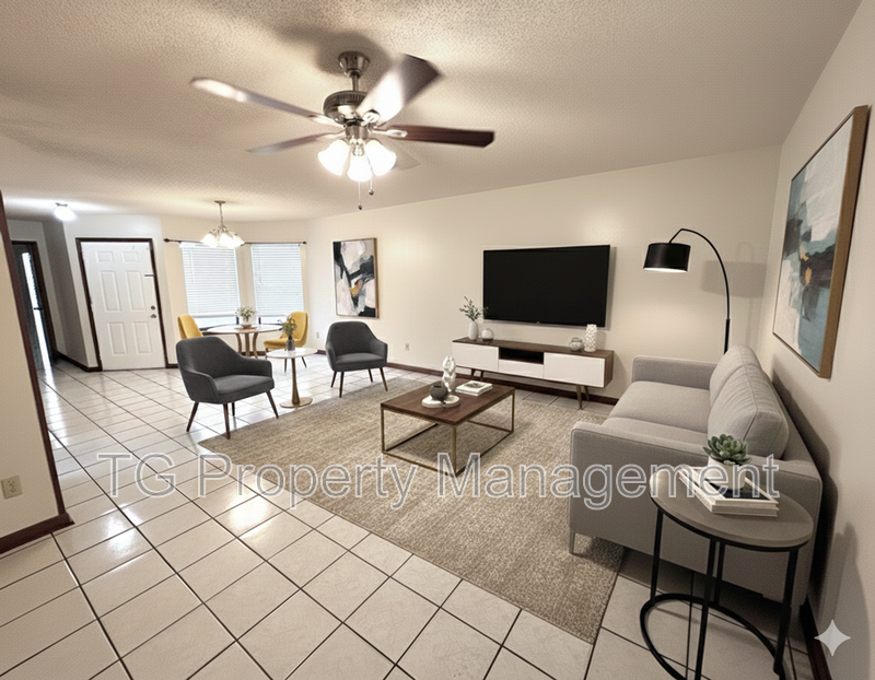 Jacksonville House: 703 Trekker St