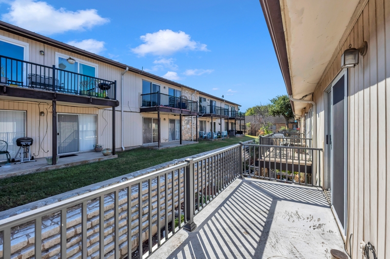 Horseshoe Bay Condo: 1206 Hi Stirrup