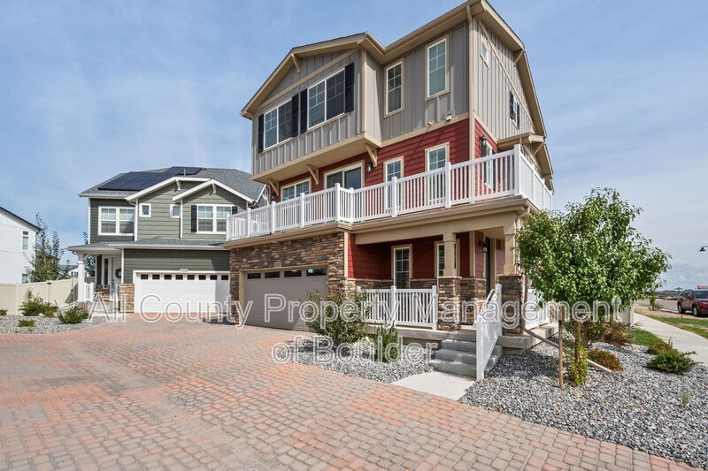 Erie House: 1111 Highview Drive