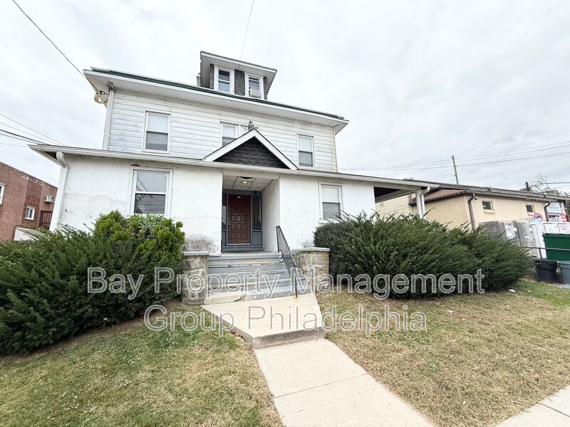 Folsom Condo: 229 Ridley Ave.