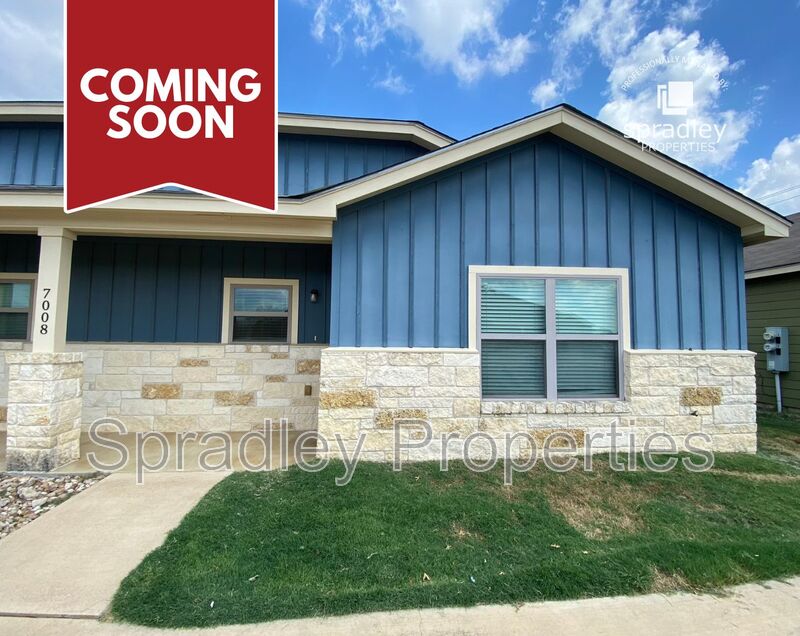 Temple Townhome: 7008B Cameron Park Rd