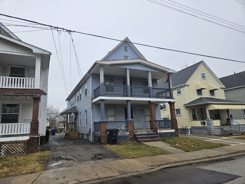 Cleveland Condo: 2059 West 105th Street - 4