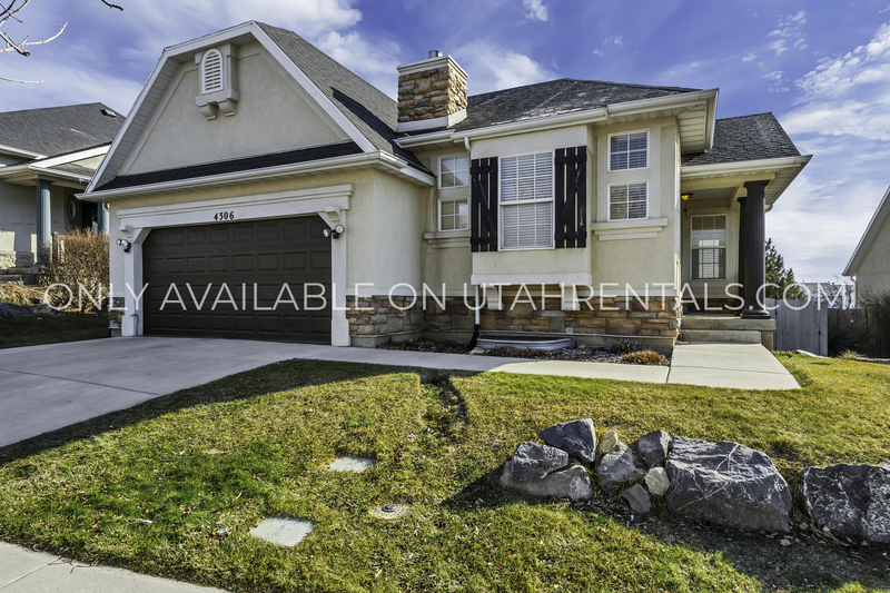 Lehi House: 4306 N Chestnut Oak Dr