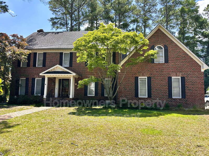Fayetteville House: 493 Kingsford Road