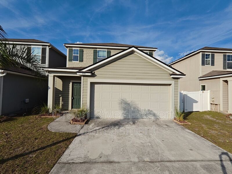 Jacksonville House: 8599 Dylan Michael Dr
