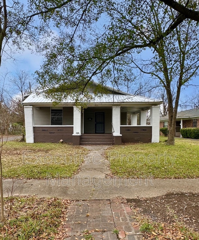 Birmingham House: 1213 Alabama Avenue
