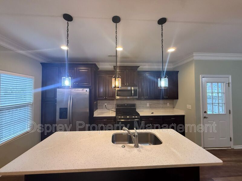 Stunning Move-In Ready 4BR Corner Home "ASK ABOUT OUR ZERO DEPOSIT" - Photo 5
