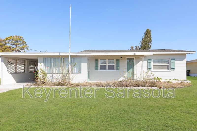 Englewood House: 130 Virginia Ct