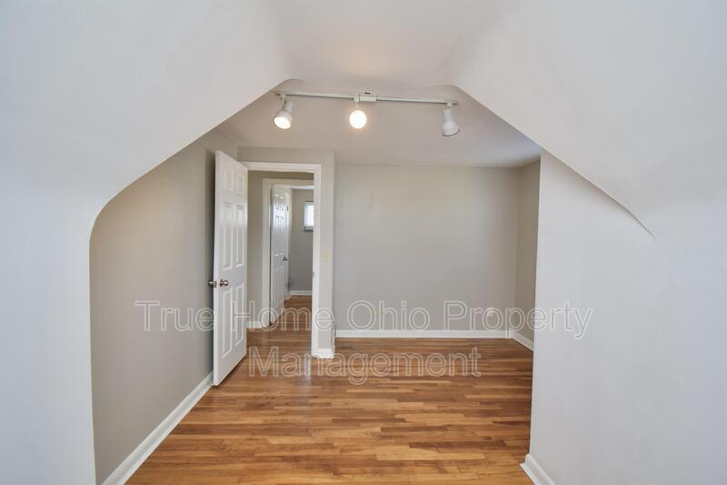 Request a Viewing for 783 Gilcrest Lane 2 Tenant Turner