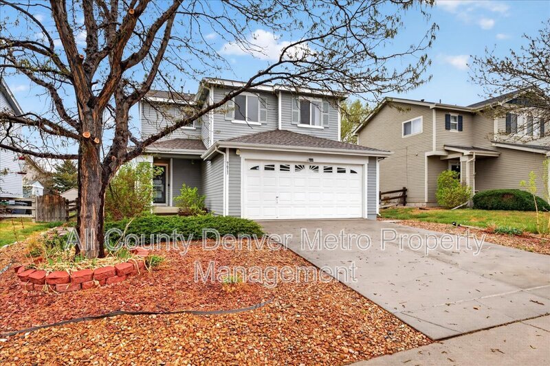 Littleton House: 9611 Elk Mountain Cir