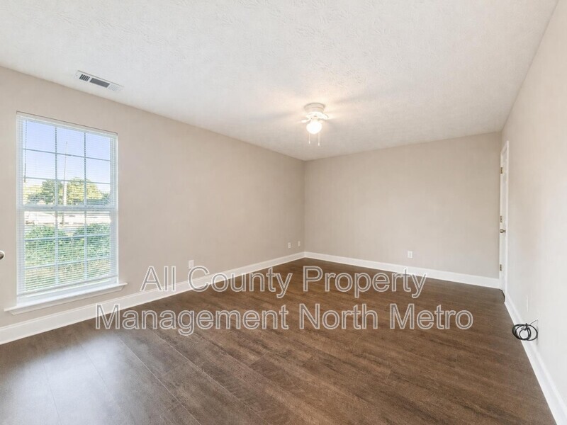 Main Rental Photo 5