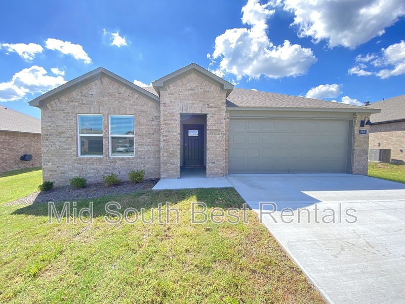 Hensley House: 285 Alyece