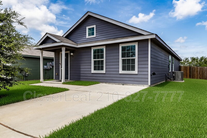 San Antonio House: 547 Filibuster Trail