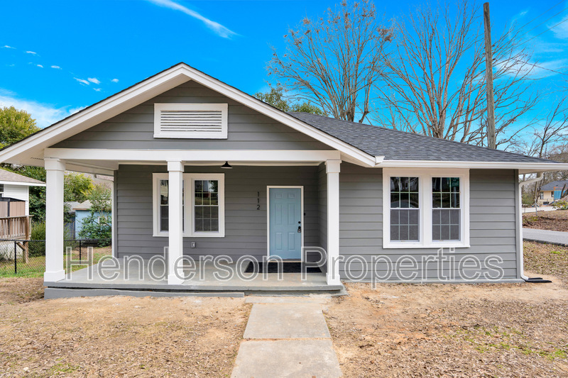 Gastonia House: 112 Dean Street