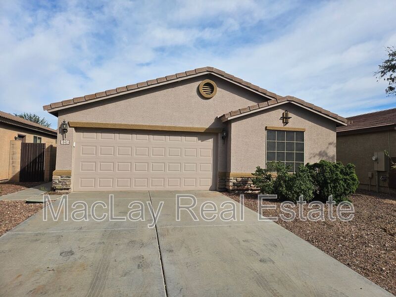San Tan Valley House: 842 E. Impreria Street