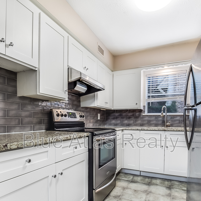 Dallas Condo: 3903 Hawthorne Avenue - 101