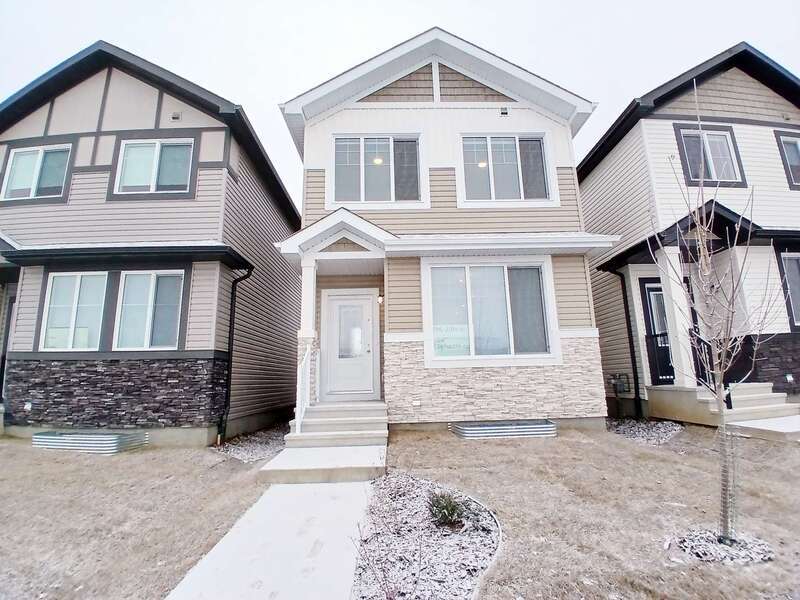 Edmonton House: 1942 209 St NW