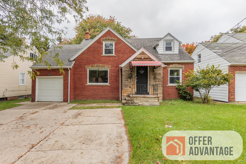 Richmond Heights House: 4933 Monticello Boulevard