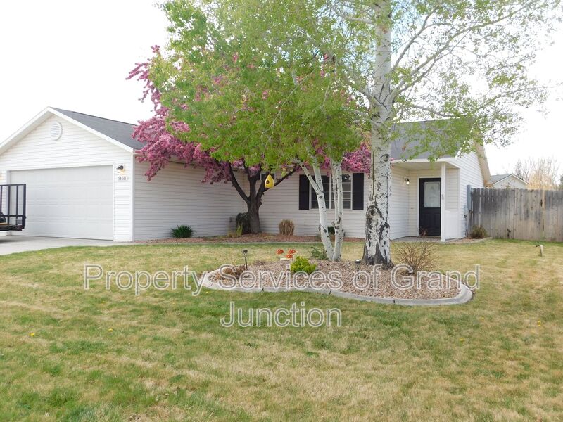 Fruita House: 1468 Sagittarius Street