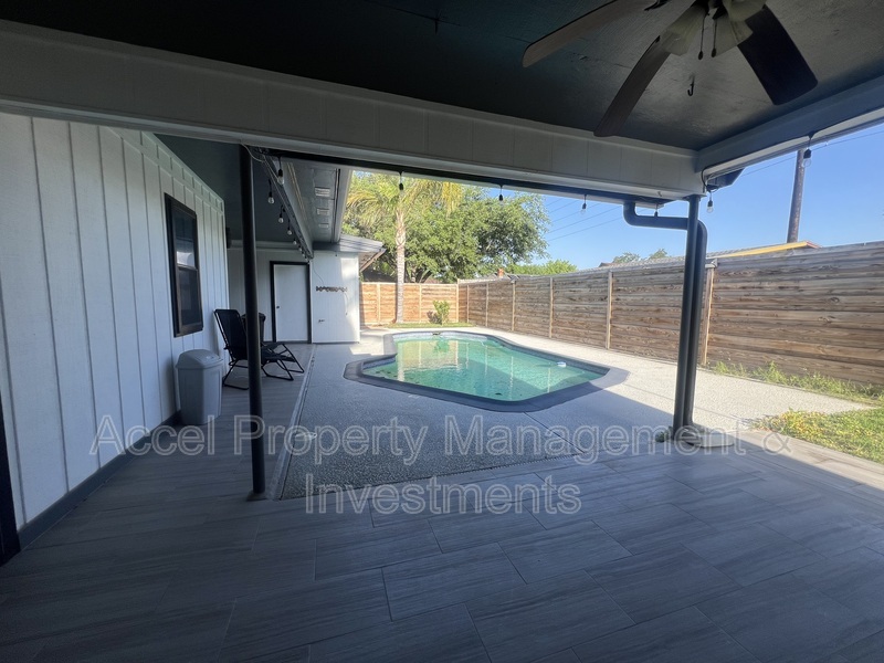 McAllen House: 4701 N. 6th St.