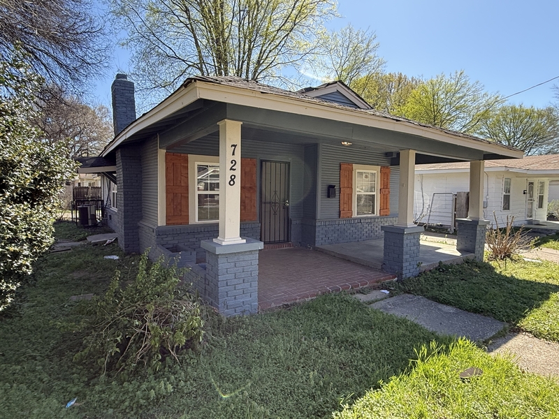 Memphis House: 728 North Holmes Street