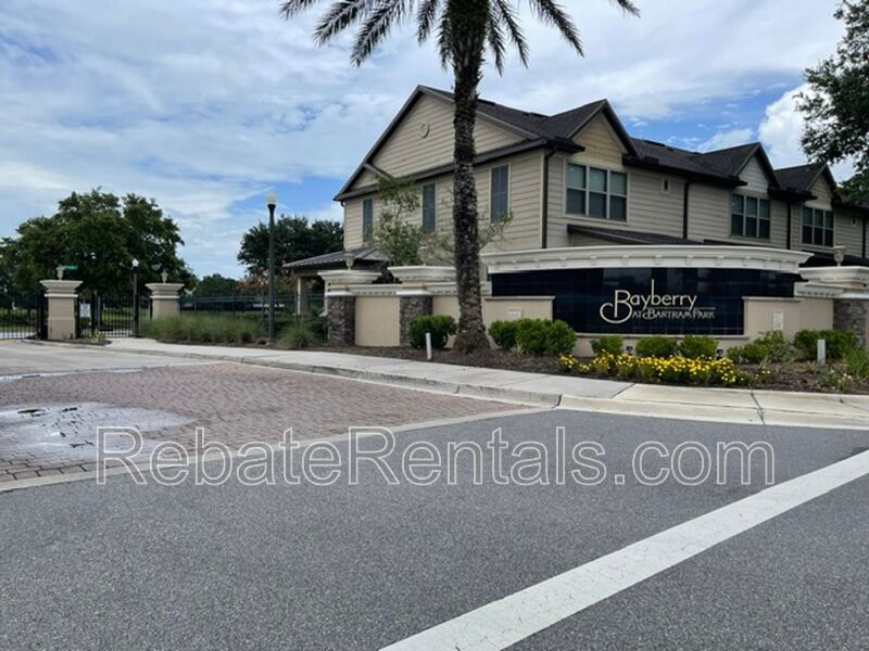 Jacksonville Townhome: 14314 Dovewind Court