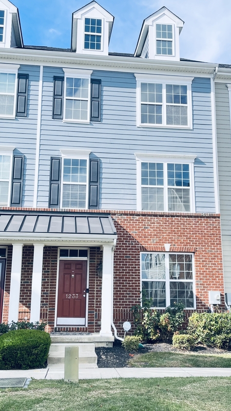 Claymont House: 1233 Parish Avenue