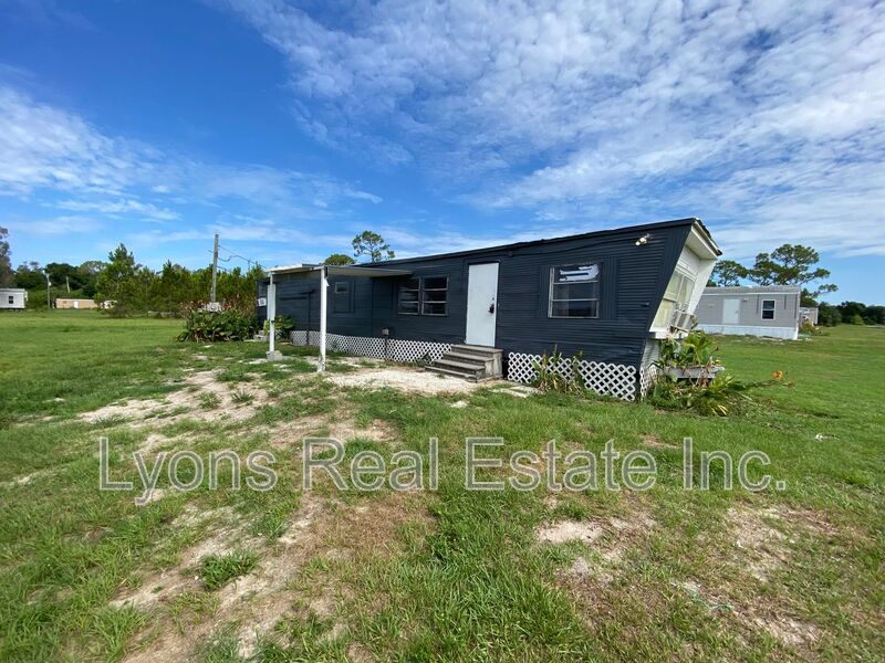 North Fort Myers Condo: 8086 Heck Dr.