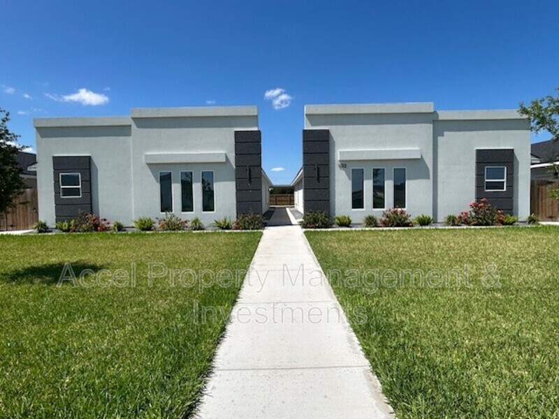 Alamo Condo: 1122 Country Club Drive