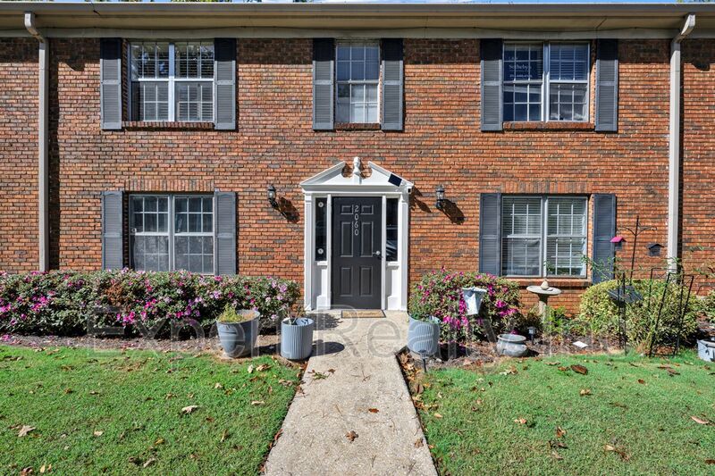 Vestavia Hills Condo: 2060 Montreat Drive