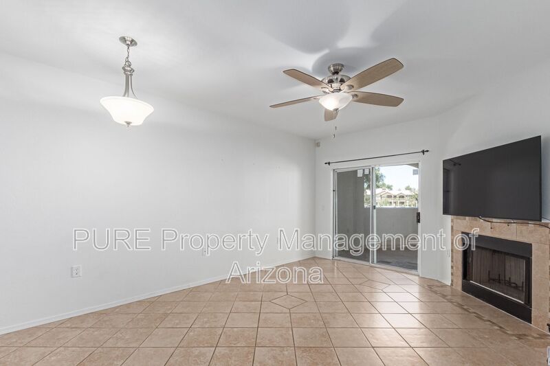Paradise Valley Condo: 10401 N 52nd St