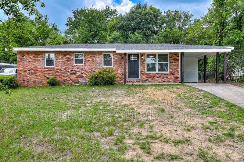 Augusta House: 1406 Ridgewood Drive