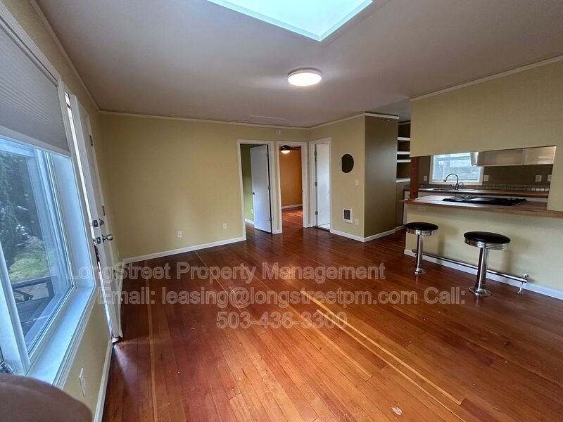 Portland Condo: 4725 NE 50th Pl