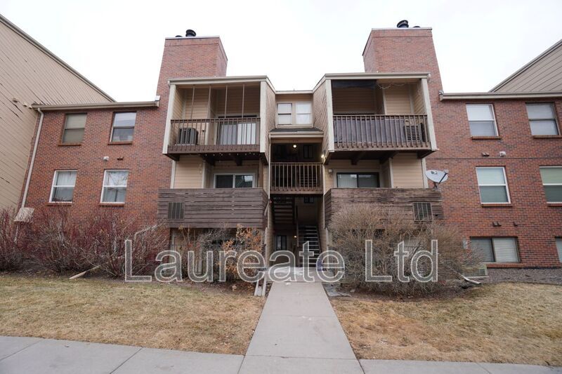 Aurora Condo: 15594 E. Arizona Ave
