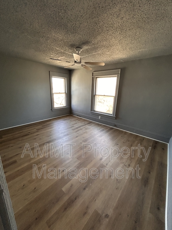 Cedar Rapids Condo: 1534 3rd Avenue Southeast - 4