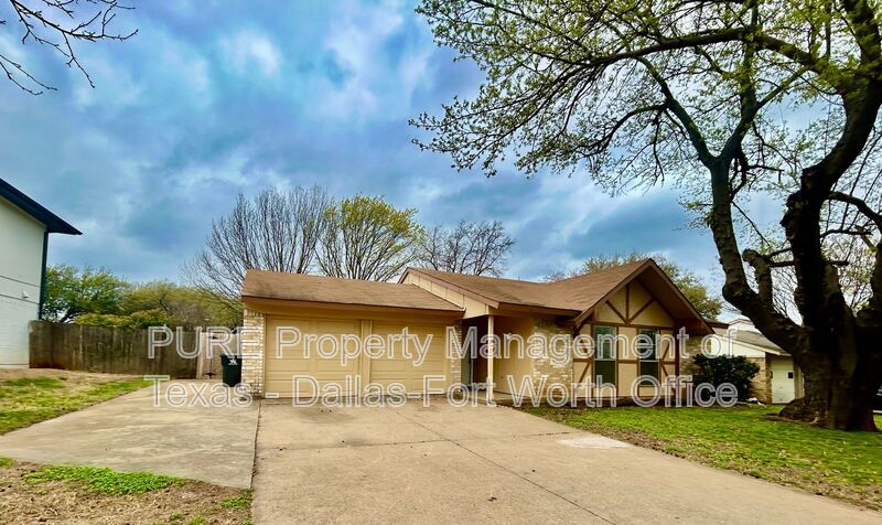 Arlington House: 1410 Birmingham Drive