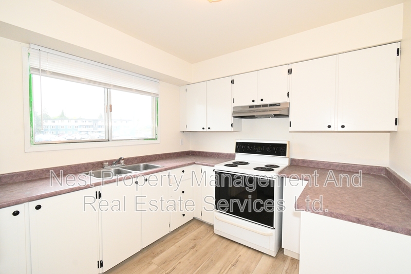 Prince George House: 215 McIntyre Crescent