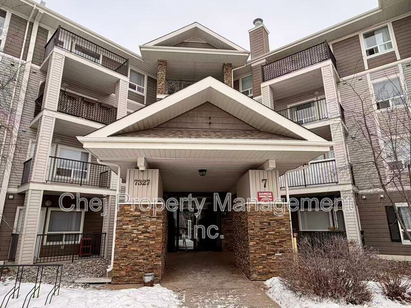 Edmonton Condo: 7327 South Terwillegar Drive NW